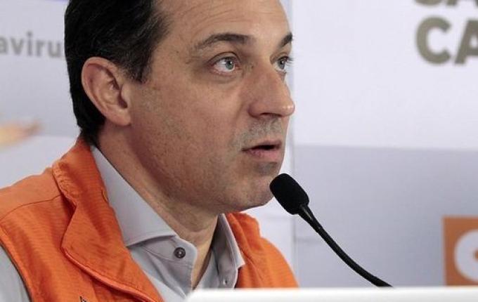 Santa Catarina confirma 102 novos casos de coronavírus de sábado para domingo