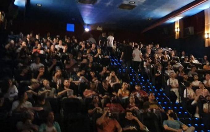 Novo filme do “Homem Aranha” lota primeira sessão no Cine Peperi