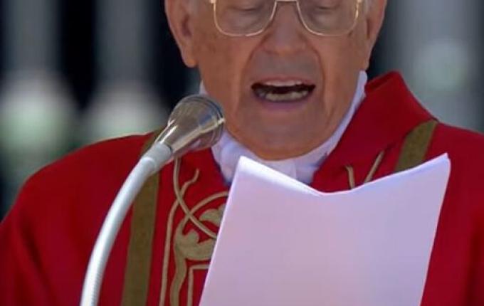 “Construir pontes e não muros”: Como foi discurso de cardeal no funeral de papa Francisco