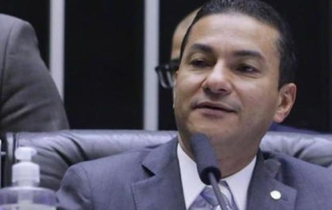 Presidente do Republicanos repudia atos de vandalismo em Brasília