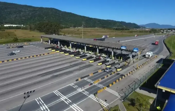 Rodovias de SC registram mais de 1 milhão de casos de “fugas” de pedágio em 2025