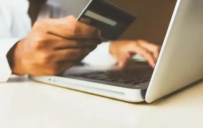 Inadimplência cai para 22,2% em SC e fica abaixo da média nacional