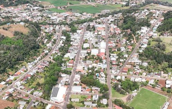São João do Oeste celebra 34 anos com dois dias de festa