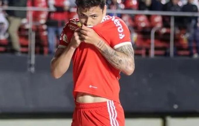 Inter vence, fica a um ponto do vice e deixa São Paulo longe da Libertadores