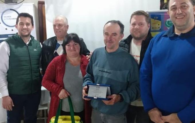 Laticínios Lac Lélo comemora 23 anos de atividades com premiação a produtores