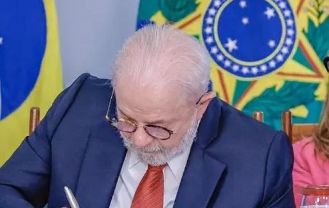 Lula sanciona e Brasil terá um novo feriado nacional