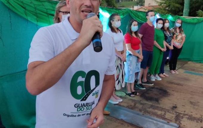 Guarujá do Sul abre oficialmente a programação do Natal Luz 2021