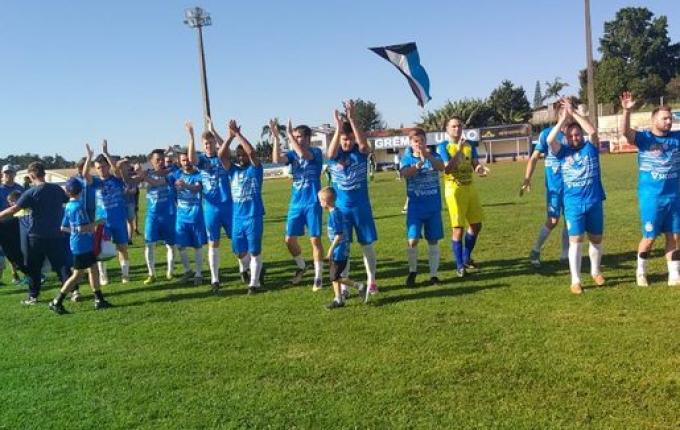 Grêmio União vence nos pênaltis e avança para as semifinais da Taça Unsa Bier