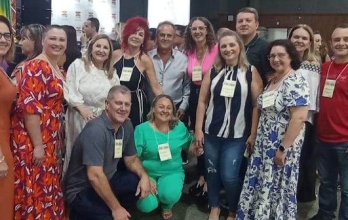 Diretores da rede estadual são empossados em cerimônia em Lages