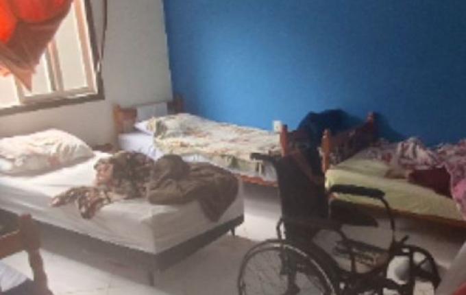 Casas de repouso são interditadas em SC por causa de maus-tratos contra idosos
