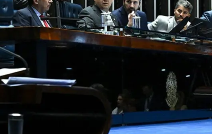 Senado aprova projeto que veta desconto de sindicatos em aposentadorias