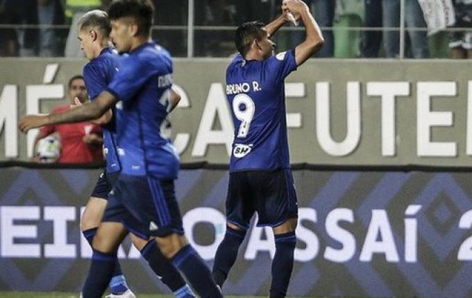 Grêmio tem atuação fraca e perde para o Cruzeiro pelo Brasileirão