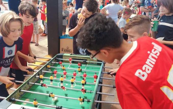 Grande público prestigia abertura do "Iporã Natal Show" 2023