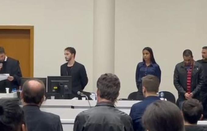 Caminhoneiro que arrastou casal em rodovia de SC é condenado