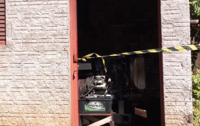 Bombeiros combatem incêndio em gerador de energia, em Mondaí