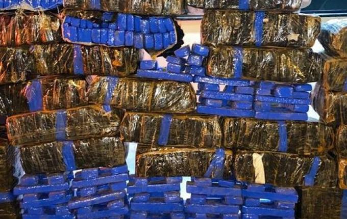 400 kg de maconha são apreendidos pela Polícia