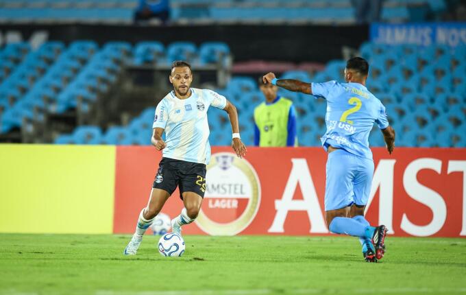 Grêmio perde para o Montevideo City Torque na estreia da Sul-Americana