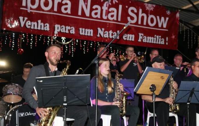 Iporã Natal Show termina nesta quinta-feira com sorteio de prêmios e atrações culturais