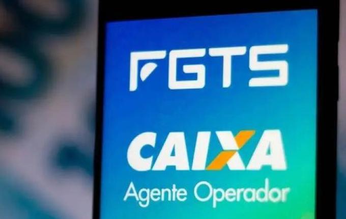 Governo limita antecipação do FGTS via saque-aniversário a R$ 500