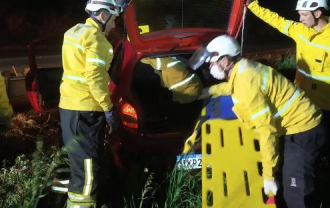 Saída de pista na SC-157 deixa uma pessoa ferida