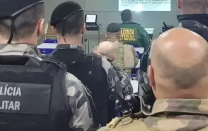 Advogados de SC suspeitos de integrarem facção criminosa são alvos de mandados de prisão