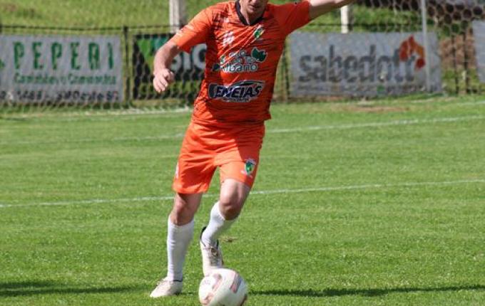 Pérola vence Brasil de Aparecida e é campeão do Municipal