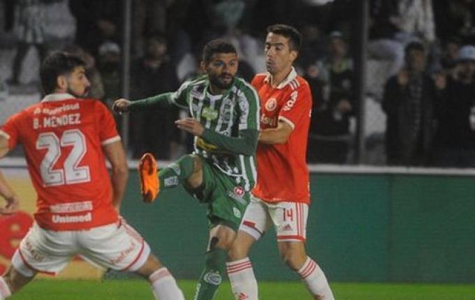 Inter leva gol no fim e fica no empate com o Juventude pelo Brasileirão