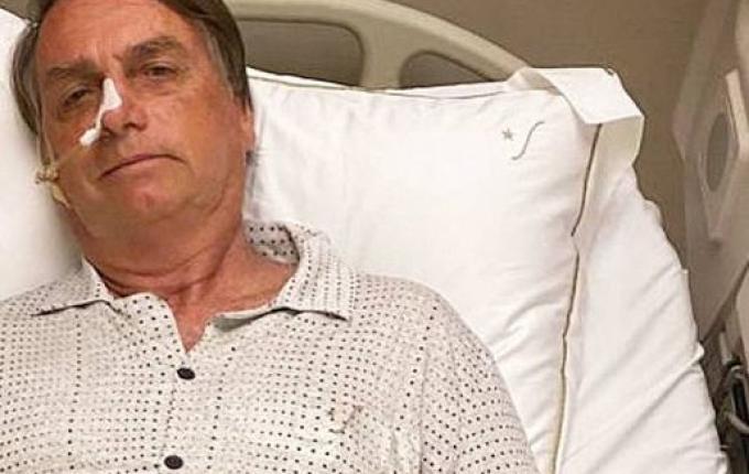 Médicos de Bolsonaro descartam necessidade de nova cirurgia