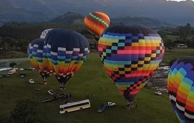 Retomada dos voos de balão é suspensa em Praia Grande por falta de boas condições climáticas