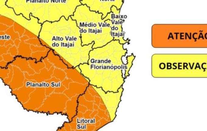 Frente fria coloca áreas de SC em alerta para temporais neste domingo