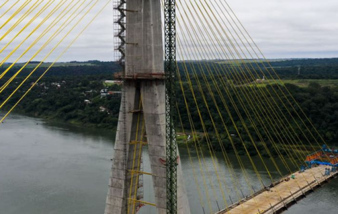 Segunda ponte que liga Brasil ao Paraguai deve ser concluída em novembro
