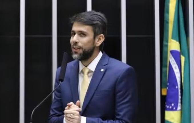 Lula confirma Pedro Lucas como novo ministro das Comunicações