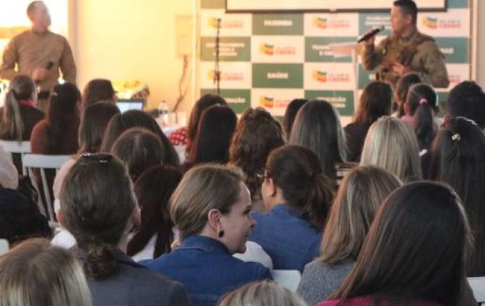 Professores receberam informações de segurança nas escolas em Parada Pedagógica