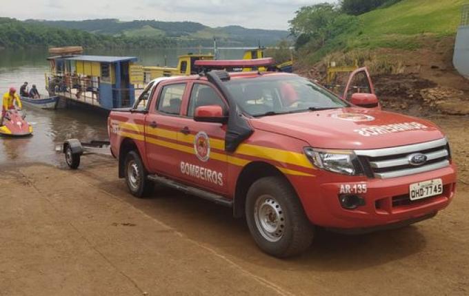 Bombeiros iniciam terceiro dia de buscas por homem desaparecido no Rio Uruguai