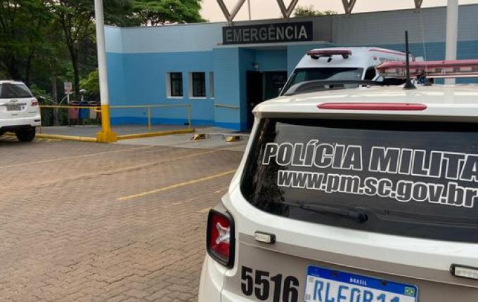 Homem é baleado após tentar agredir PMs com facão em Guaraciaba