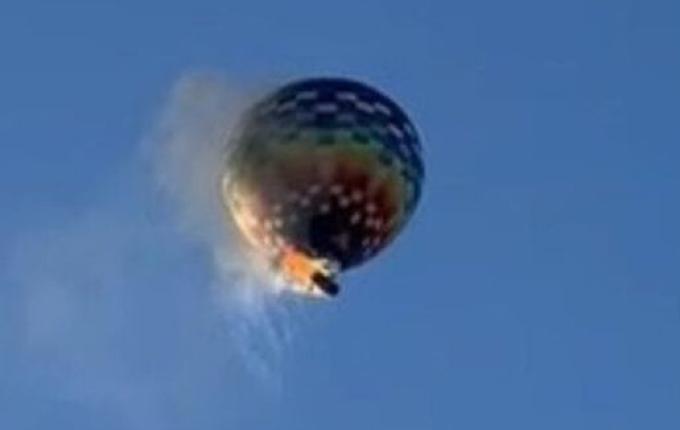 Turista relata “cena de horrores” e pessoas pulando de balão que pegou fogo em SC