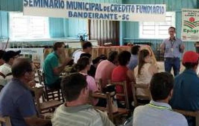 Bandeirante sedia seminário e campanha para fortalecer a agricultura sustentável