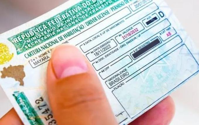 Novidades na CNH têm de renovação gratuita a redução de até 80% no custo