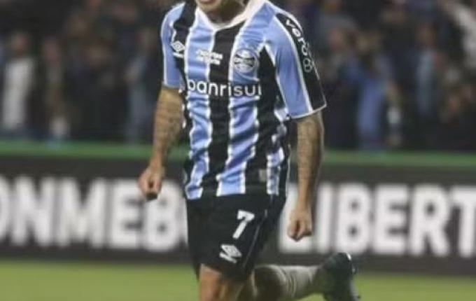 Grêmio vence o The Strongest em "reestreia" na temporada e segue vivo na Libertadores