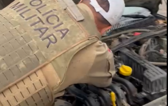 Carro e mercadorias contrabandeadas avaliados em R$ 90 mil são apreendidos em Campo Erê