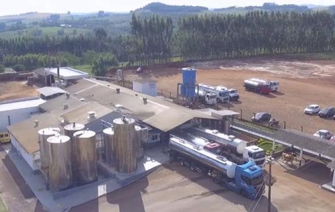 Laticínios inicia atividades na fábrica de manteiga