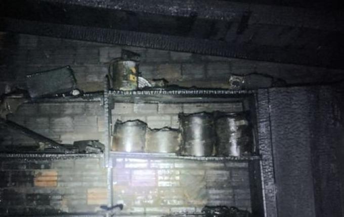 Bombeiros controlam princípio de incêndio em madereira em SMOeste