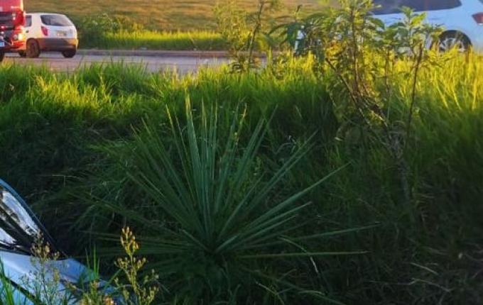 Motorista fica ferido após capotamento na BR-163, em Dionísio Cerqueira