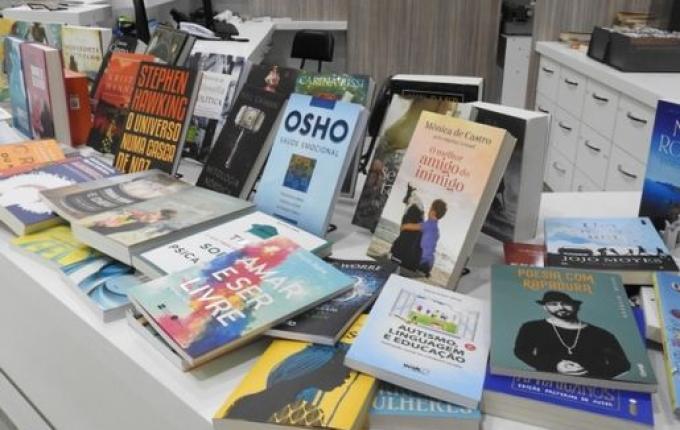Livros de autoajuda são os mais procurados na biblioteca de SMOeste
