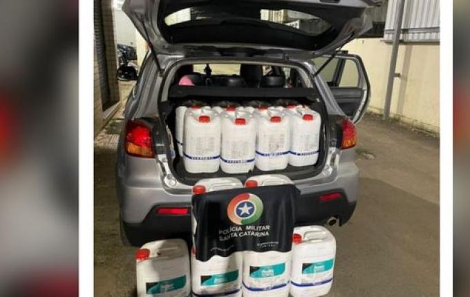 Polícia prende mulher por contrabando de defensivos agrícolas em Dionísio Cerqueira