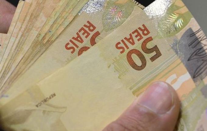 Candidatos de todo o país gastaram R$ 6,6 bi em 30 dias de campanha