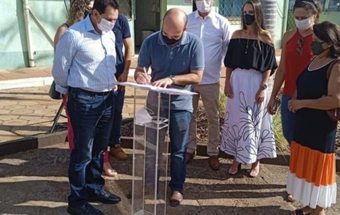 Prefeito demonstra otimismo com nova etapa para pavimentações