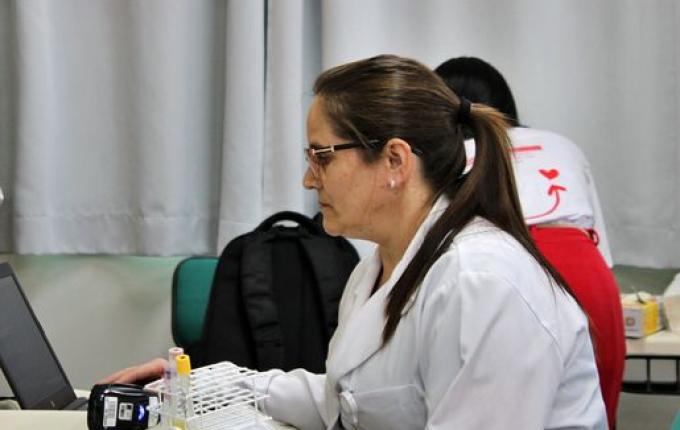 Hemosc realiza coleta de sangue no campus da Unoesc