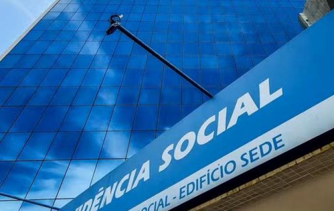 Câmara vai votar urgência para proibir descontos em aposentadorias