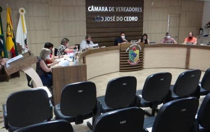 Rádio Cedro recebe Moção de Aplausos da Câmara de Vereadores